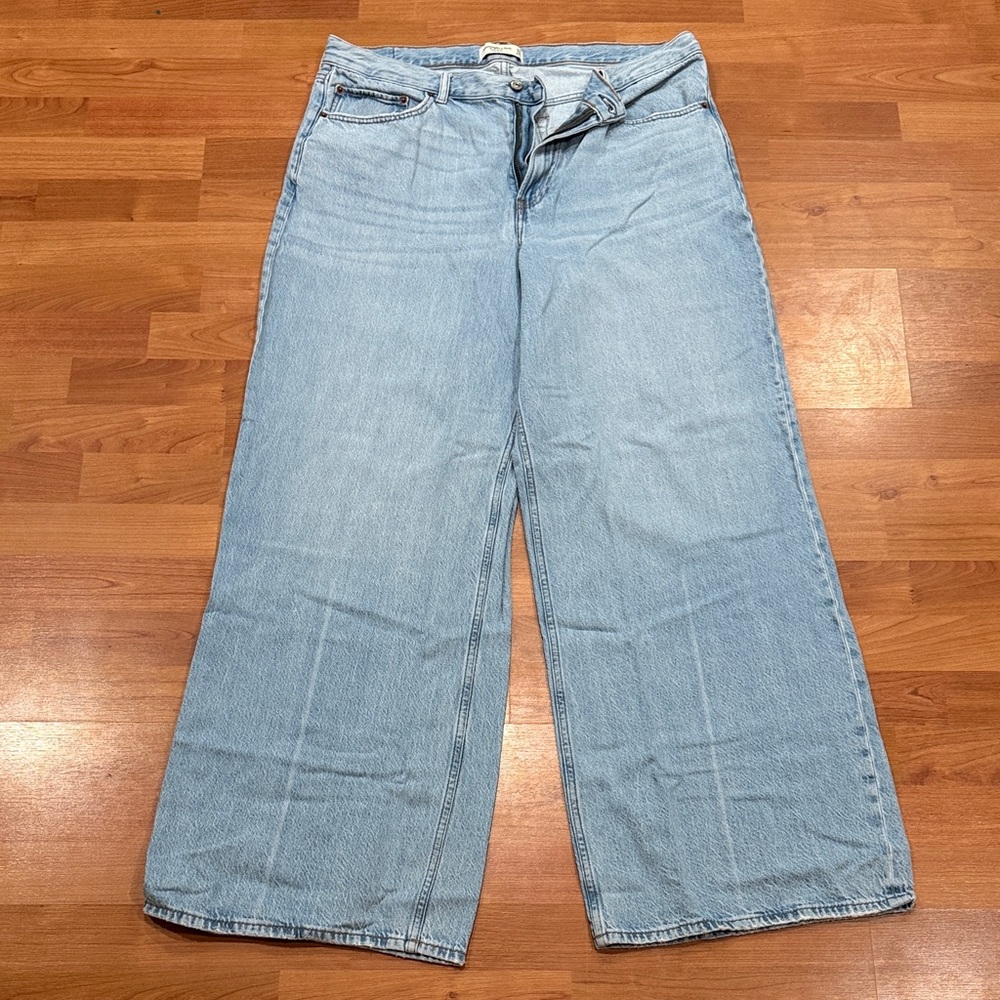 Abercrombie & Fitch The Wide Leg High Rise / long length